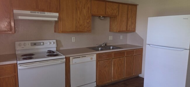 Photo - 3400 Cantabrian Dr Unit A
