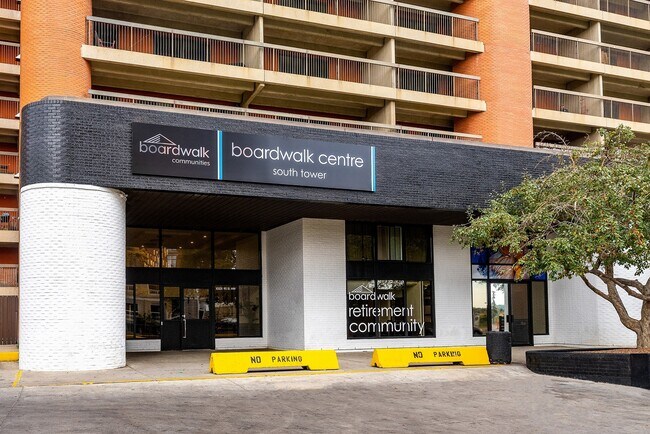 Photo - Boardwalk Centre