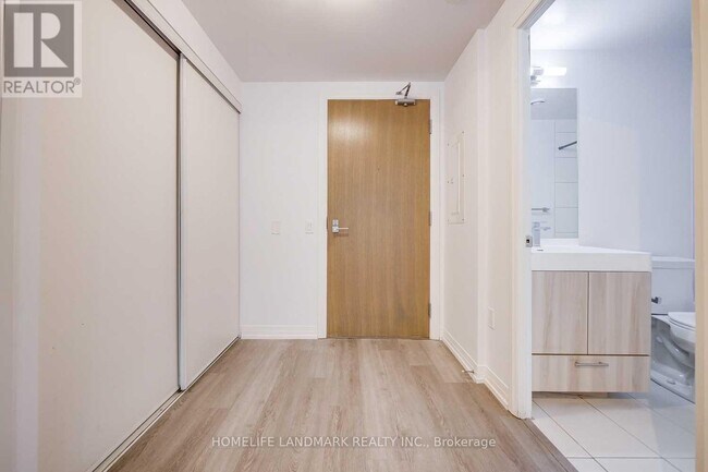 Photo - 251 Jarvis St Unit 739