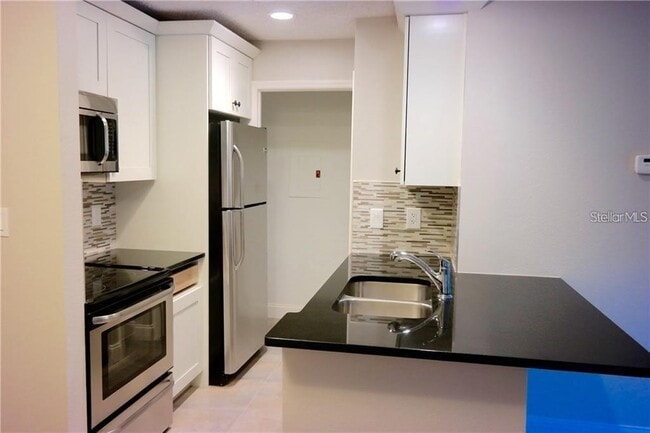 Photo - 224 Afton Square Unit 104