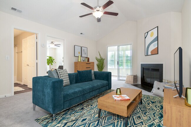 Living Room - Savannah Place Apartments