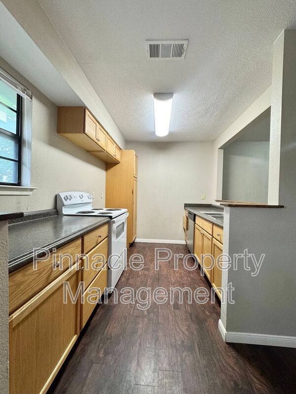 Photo - 1713 Utah Ave