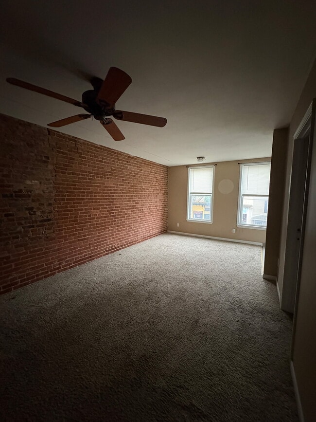14 College St Unit 1
