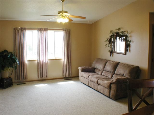 Photo - 4 BED | 2 BATH | SINGLE GARAGE | RAPID VALLEY