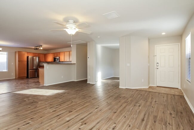 Photo - 43680 Bedford Dr