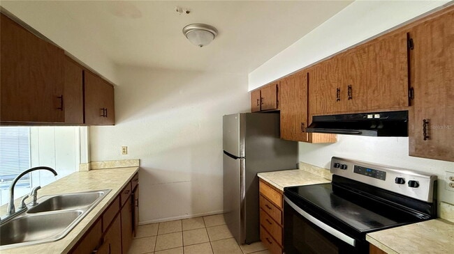 202 Century Blvd Unit D