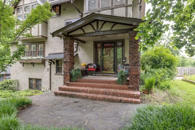Photo - 1715 Cedar Ln