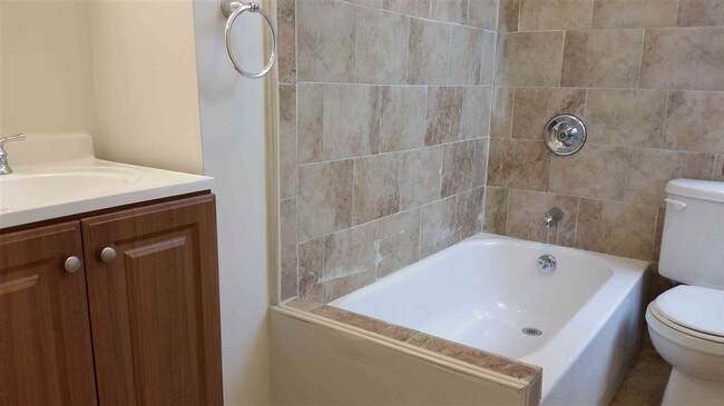 Photo - 6101 John F. Kennedy Blvd Unit 3