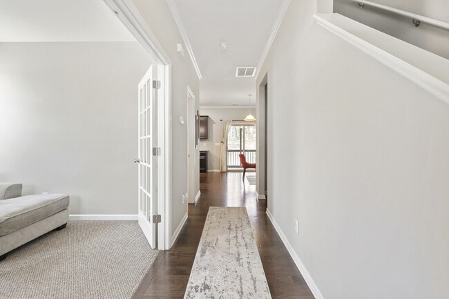 Photo - 400 Fairway Dr