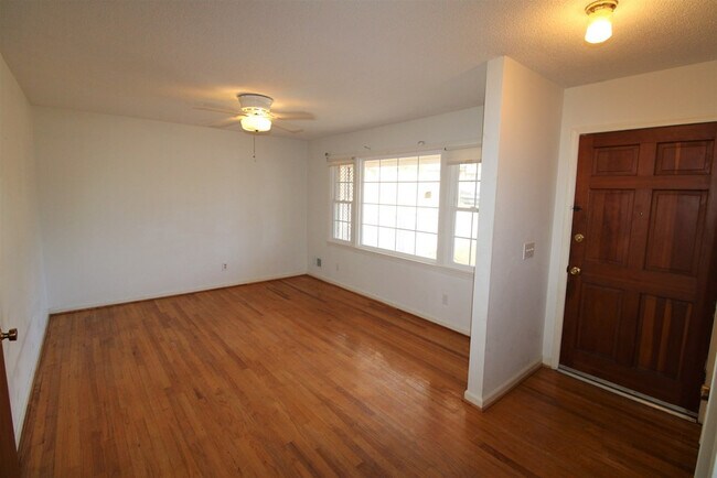 Photo - 2378 Valleybrook Rd