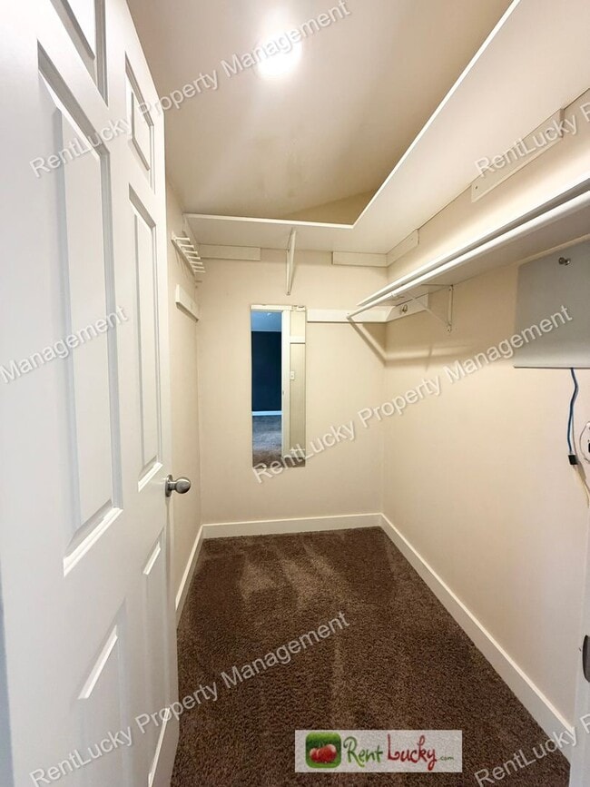 Photo - Fantastic 3 Bedroom in Ballard w/ Natural Lighting and Beautiful Finishes!