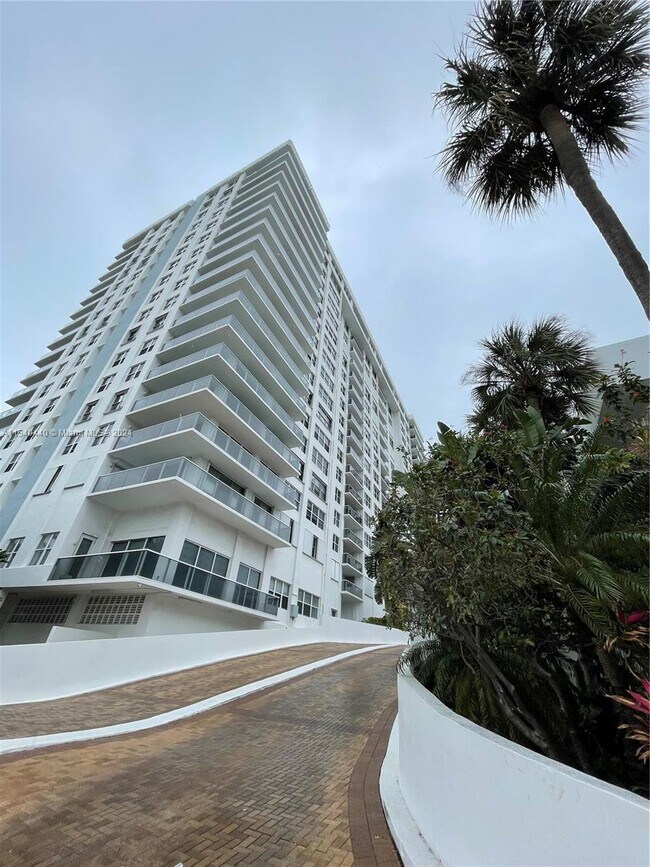 Photo - 2751 S Ocean Dr Unit #1204 S