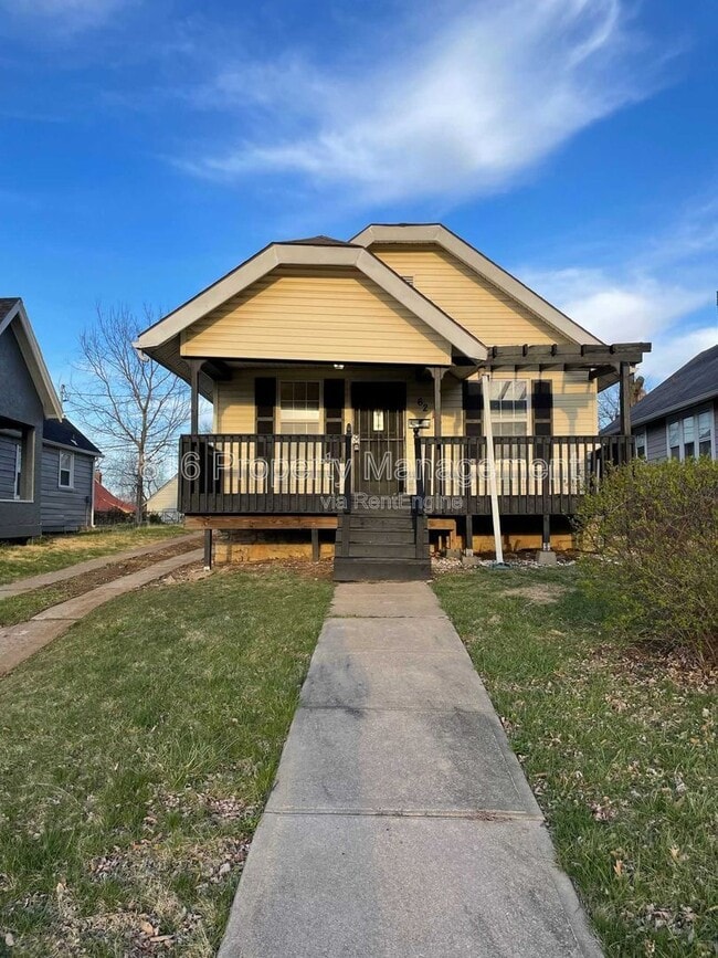 Building Photo - 6215 S Benton Ave