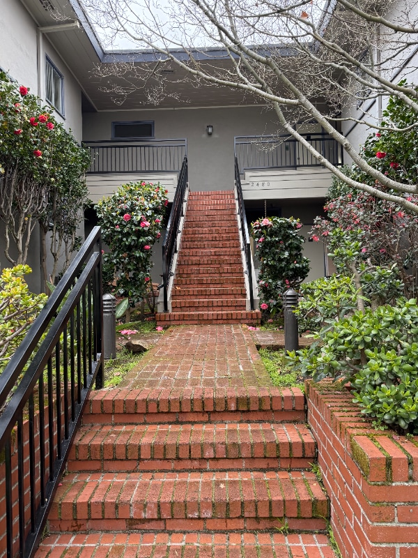 Photo - 2480 Virginia St Unit 1