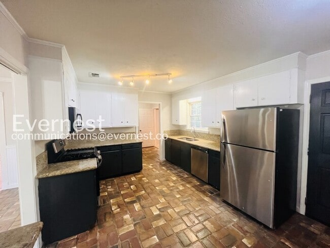 Photo - 114 Rollingwood Dr