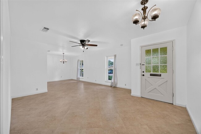 Photo - 8415 Braesdale Ln