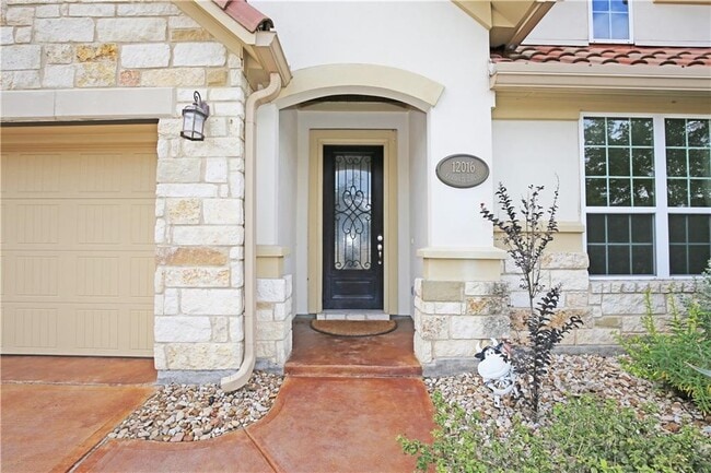 12016 Versante Cir