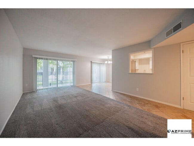 Photo - Stunning 3/2.5 Waterfront Townhome in The Landings, Mesa!