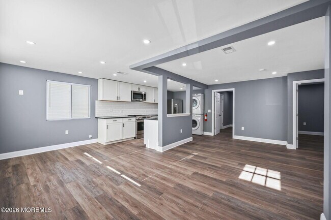 Photo - 143 Center Ave Unit 1