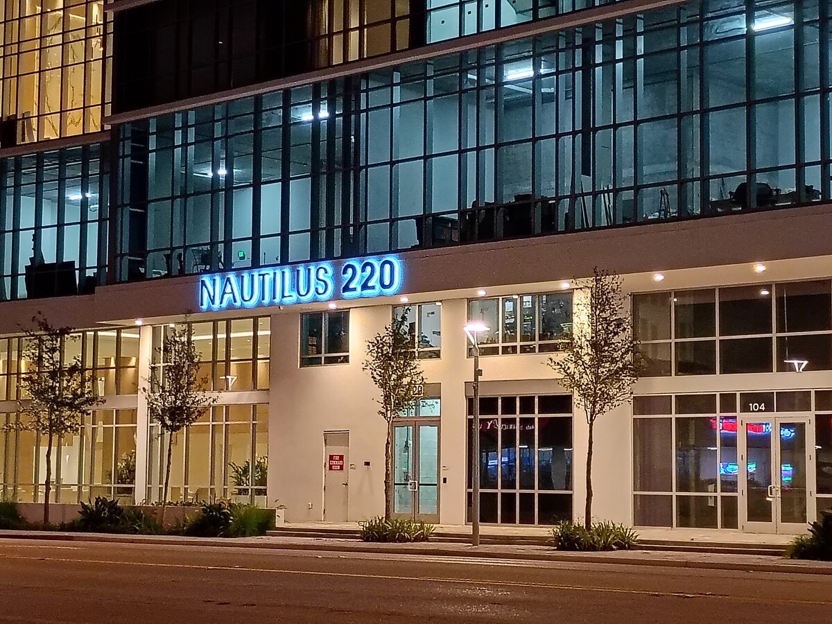 Photo - Nautilus 823