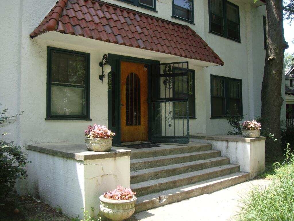 Photo - Woodruff Manor