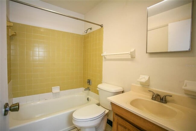 Photo - 1421 NW 6th Pl