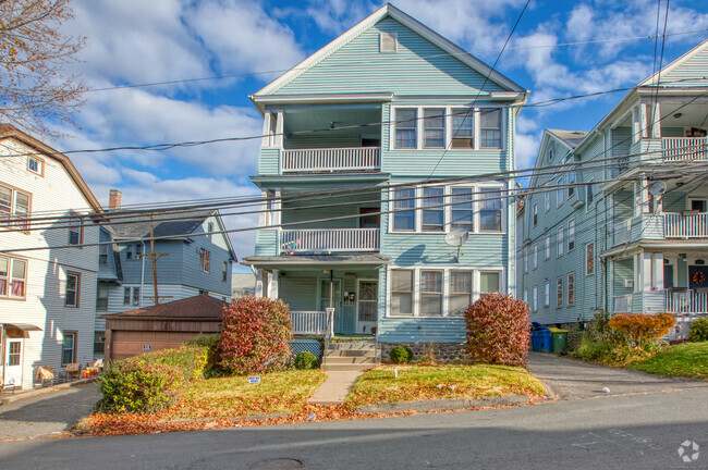 Building Photo - 226 Ledgeside Ave Unit 1st FL Rental