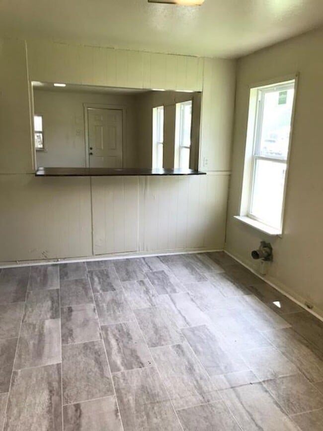 Photo - 3812 Hiland Dr