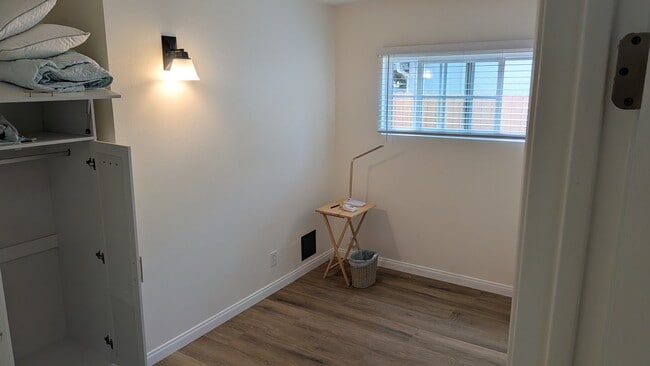 Photo - 570 Carlo Dr Unit 1