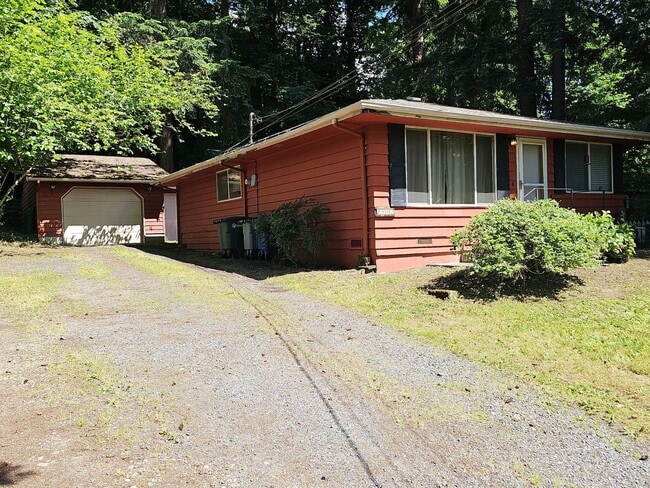 Photo - Charming 3 bedroom 1 bathroom home in Bothell!