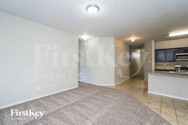 Photo - 303 Preakness Ln