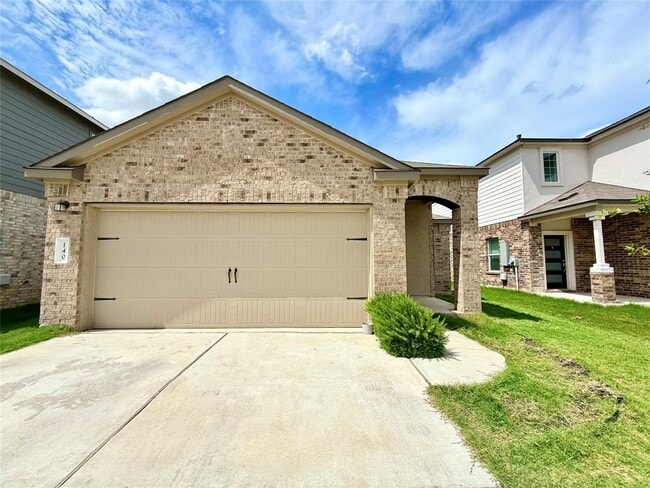 Photo - 140 Canley Lp House