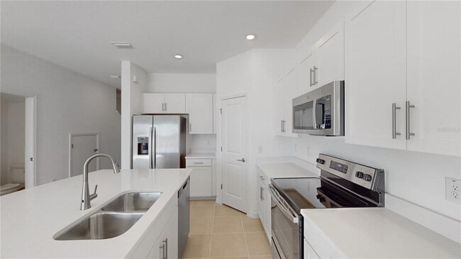 Photo - 2415 Paravane Wy