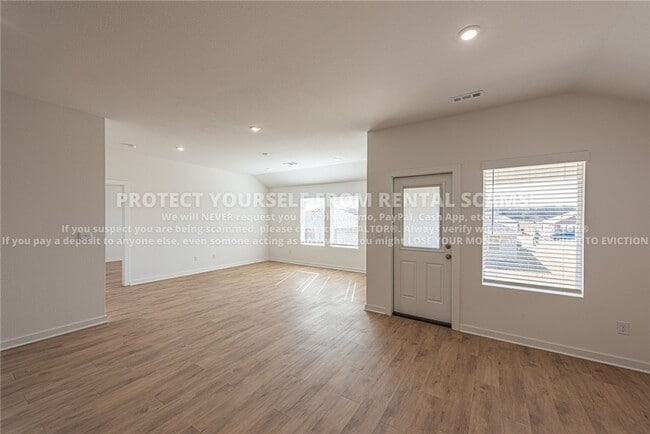 Photo - 3031 Laredo Ln