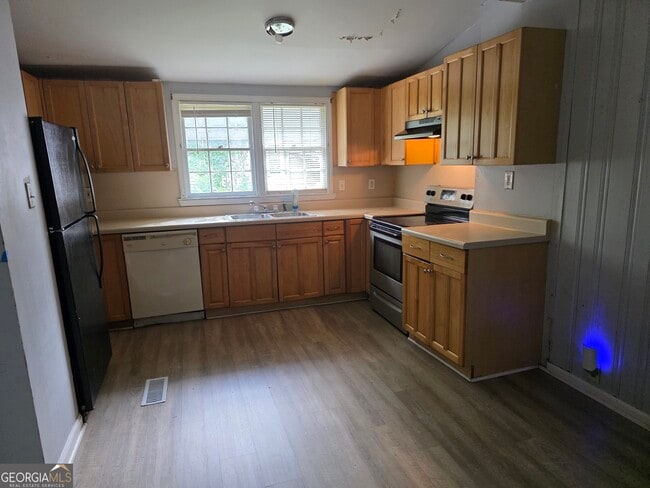 Photo - 3117 West St