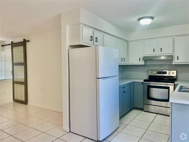 Building Photo - 1121 SE 22nd Ave Unit 6 Rental