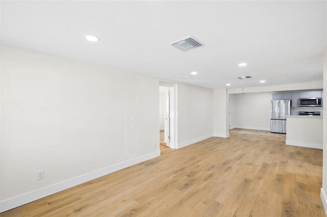 Photo - 4403 N 48th St