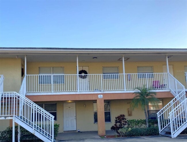 Building Photo - 117 N Evergreen Ave Unit 102