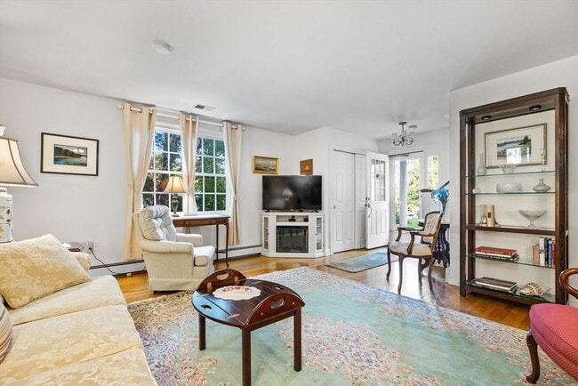 Photo - 66 Mann Lot Rd Unit R