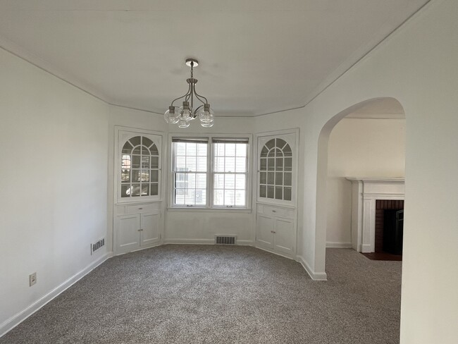 Photo - 934 8th Ave SW