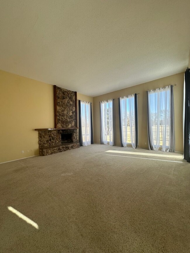 Photo - 1100 Colonial Pkwy