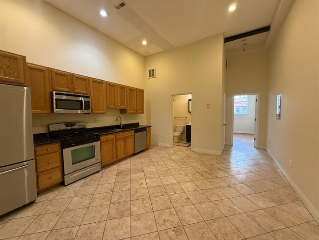 Photo - 61 Exchange St Condo Unit 7