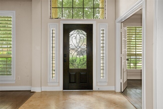 Photo - 28902 Davenport Dr