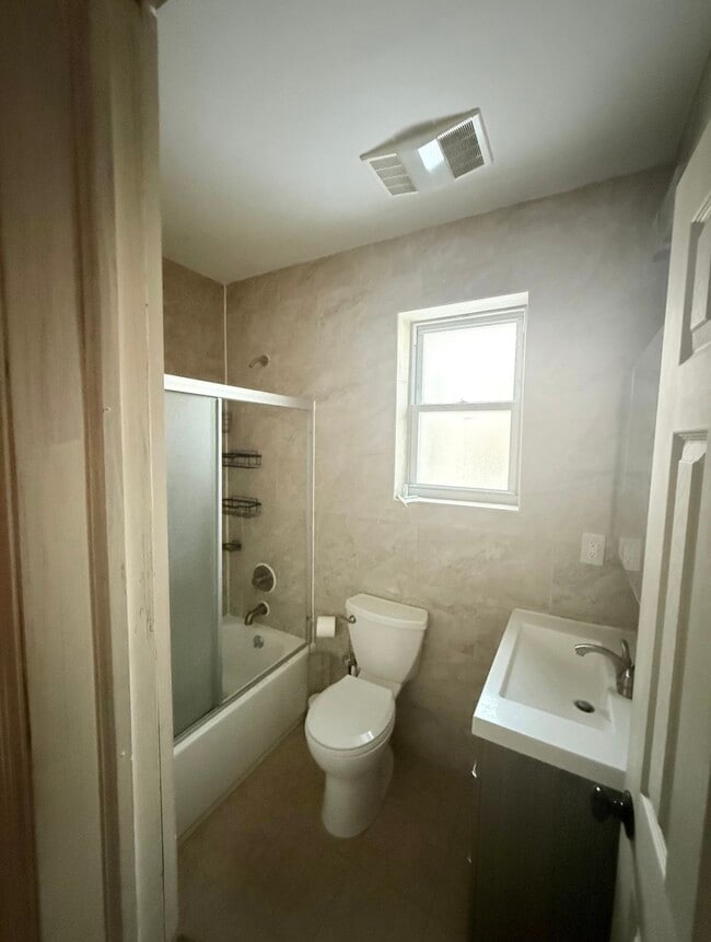 Photo - 71 Windom Ave Unit 2