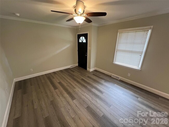 Photo - 104 Secrest Ave