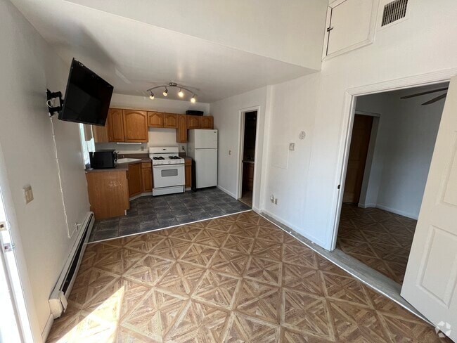 Building Photo - 46 Glen Ln Unit 1 Rental