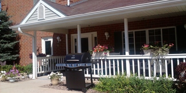 Building Photo - Elburn Meadows Rental