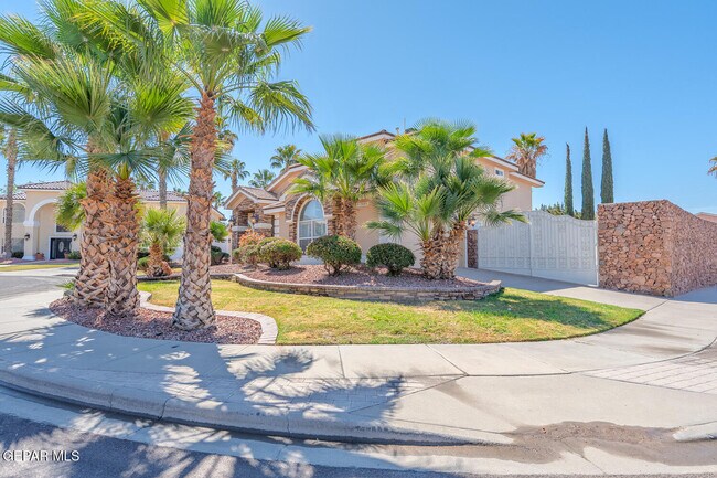 Photo - 2066 Paseo Del Prado Dr