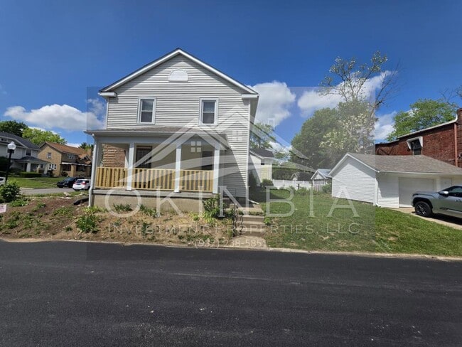 Photo - 1738 Radcliffe Rd