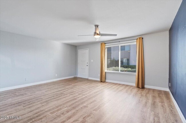 Photo - 5047 N 83rd St